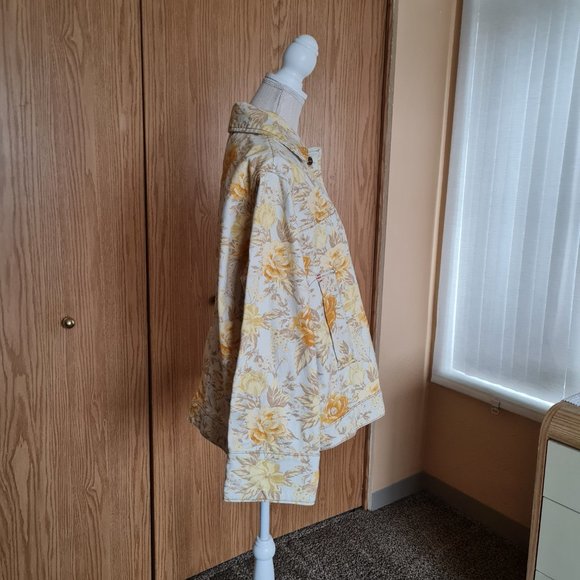 Denim Jacket Yellow Floral Urban Outfitters Shacket NWT Cotton Oversized BDG - Picture 5 of 13